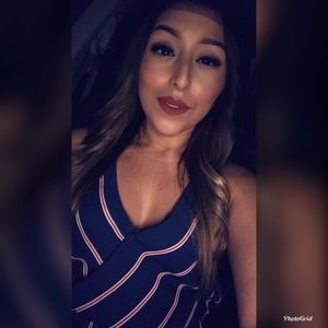 Meet your Posher, Gloria